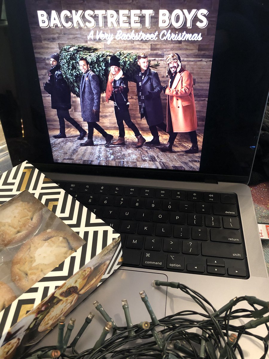 bythepage's tweet photo. Ive started my Christmas in November this year. Sue me. 

#Christmas #BackstreetBoys https://t.co/sXszN01Vly