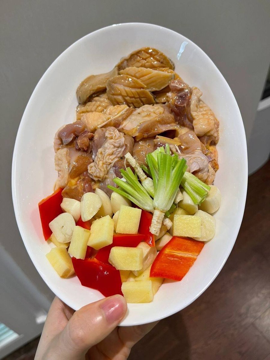 jermanlee1987's tweet photo. 🥳🥳Auntie cooks, today is another beautiful dinner https://t.co/m0qgBWgU8d