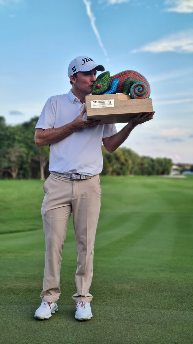 Our 2022 Champion Russell Henley 🇺🇸 

<a href="/wwt_inc/">World Wide Technology</a>