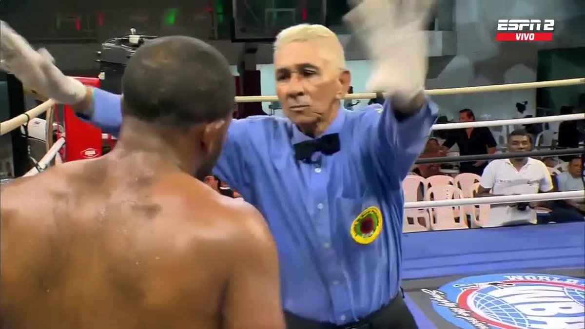 ESPNKnockOut's tweet photo. 💥 💥 💥 💥 💥 💥
Jhan Carlos Ubarnes con #KOT2 para derrotar a Robinson García...
#ESPNKnockOut https://t.co/whCDA7HrL7