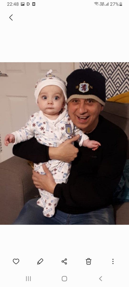 AndrewUllah's tweet image. Lost my favourite black hat at the game today in Doug Ellis Lower😬 Fingers crossed it got handed in 🙄