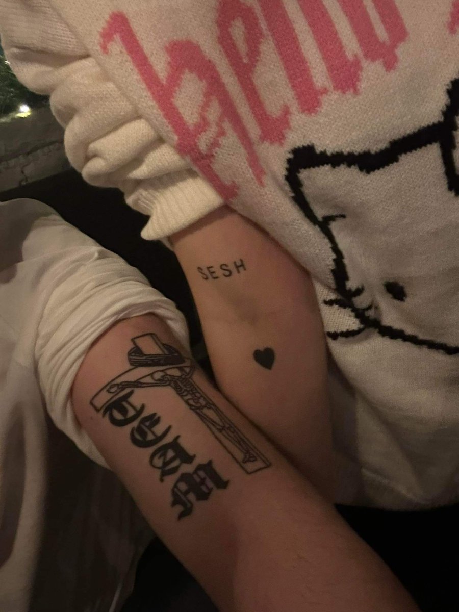 marlenea_a's tweet photo. father and daughter
sesh 
@mind_wipe
@TeamSESH https://t.co/prTzXadkFh