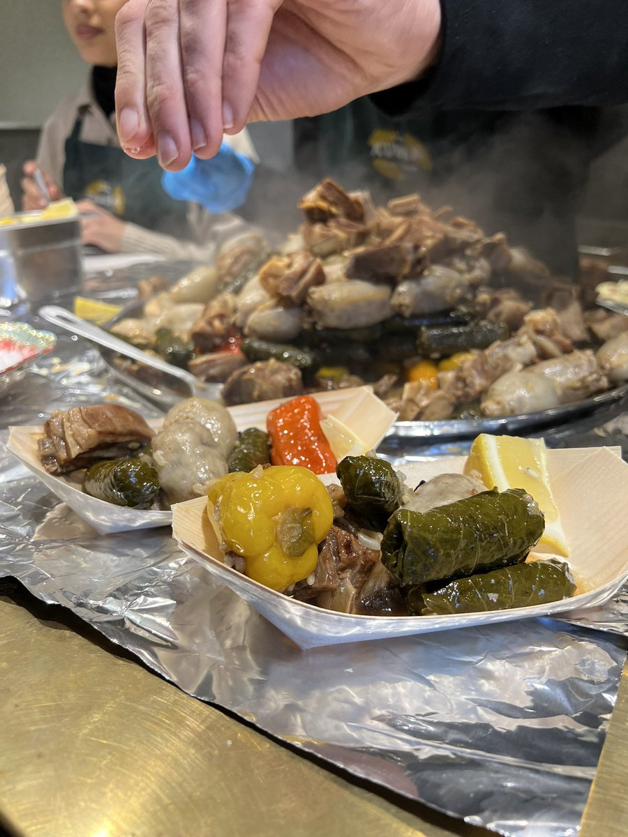 DOLMA SUNDAYS @boroughmarket by <a href="/JumaKitchen/">JUMA</a> <a href="/PhilipJuma/">Philip Juma</a>. Homie be exfoliating while serving his national Iraqi treasure. So good ❤️