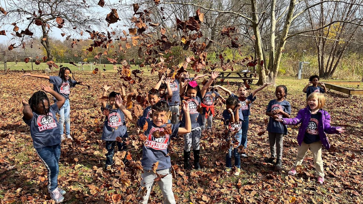 MissCarrGrade1's tweet photo. Explorer Day on Friday was a success! We love our new shirts and had so much fun hiking and exploring in the outdoor lab. #onlyatic #ic2223 https://t.co/0bWK3xMFbi