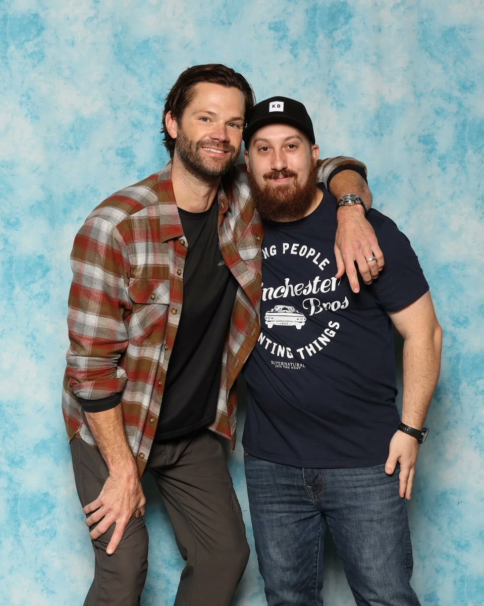 amello1997's tweet photo. Thank you all for such an amazing weekend!!! I will NEVER forget any of this!! Can't wait for next year!! ❤️ @ricomiccon @jarpad @GenPadalecki @Mark_Sheppard @trishstratuscom @AmyDumas #RICC #RhodeIslandComicCon #Walker #Supernatural #WWE https://t.co/snV9BKYFyx