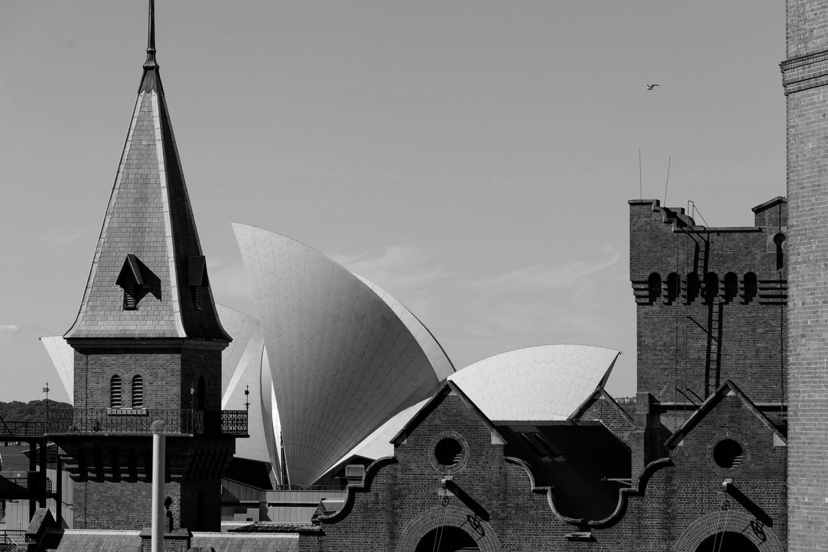 This beautiful architecture is iconic in Sydney. @TheRocks overlooking @SydneyOperaHouse. The perfect destination to explore whilst in Sydney.

#therocks #fssydney #iconiclandmarks