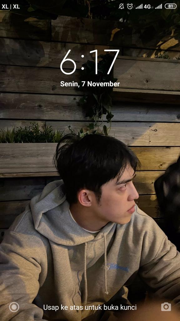 accfangirl_'s tweet photo. @caratstalk Cakep ga, cakep ga? Cakep lah, jodoh gue nder😭 https://t.co/L71J5y79YW