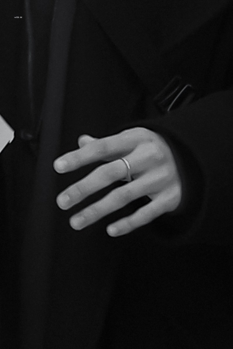 GOOD8YE SUMMER tweet media