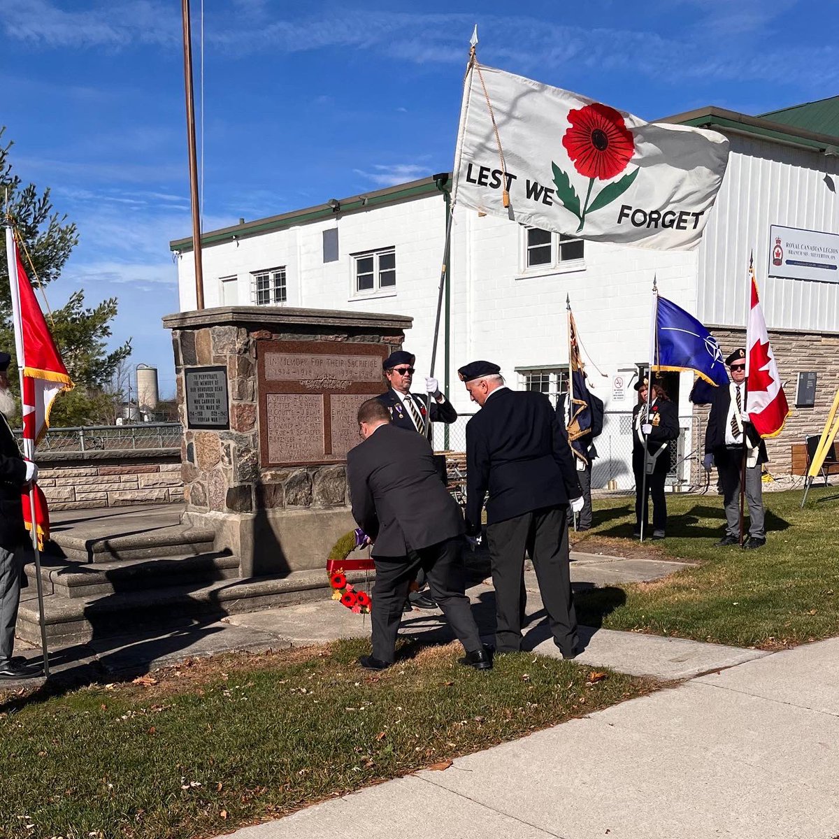 JohnNaterMP's tweet image. Today I was honoured to attend Remembrance Day Services in Milverton and Clifford. Thank you to all who attended to pay tribute to those who served. 

In addition, Keith Mitchell represented me at today’s services in @townofstmarys &amp;amp; Rannoch. Vince Judge represented me in Atwood.