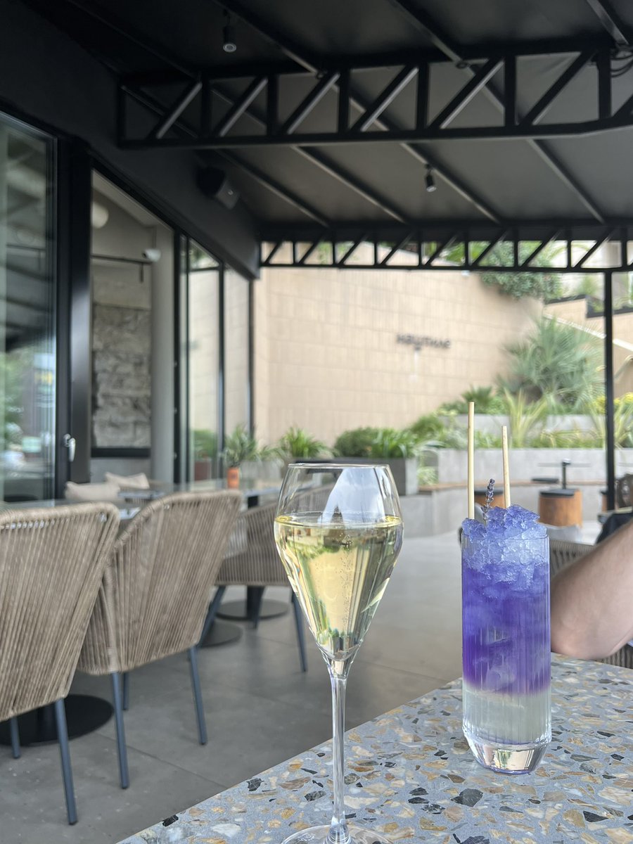 Closing the discord for the weekend is genius

Thank you for a wonderful weekend with friends and family! 🤍 
@HoshiBoshiNFT