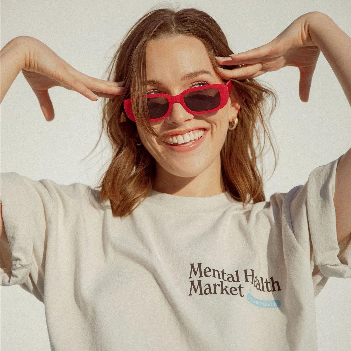 orbrmedias's tweet photo. 🚨 AGORA: Avançando as produções de "Verity", Victoria Pedretti está oficialmente escalada como Lowen. https://t.co/oANNyoOrjJ
