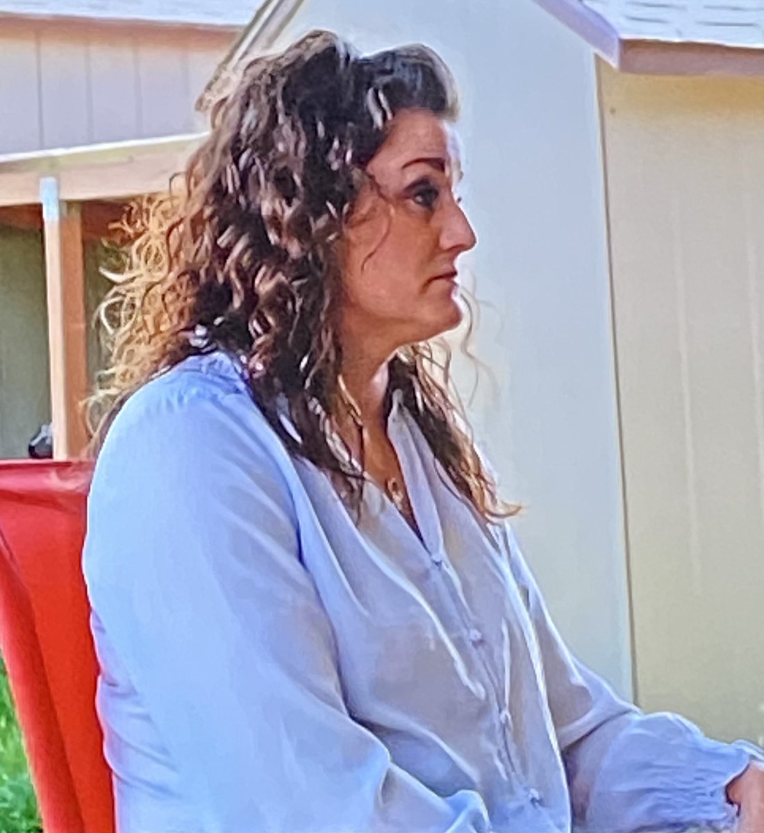 allthingswithk2's tweet photo. Looks like someone couldn’t keep that mask on any longer. The real Robin showed up!!The way she treated Christine is sickening and now we will have to watch her boo hoo in her interviews!🤮🤢#sisterwives https://t.co/H2eBJcJ7sY