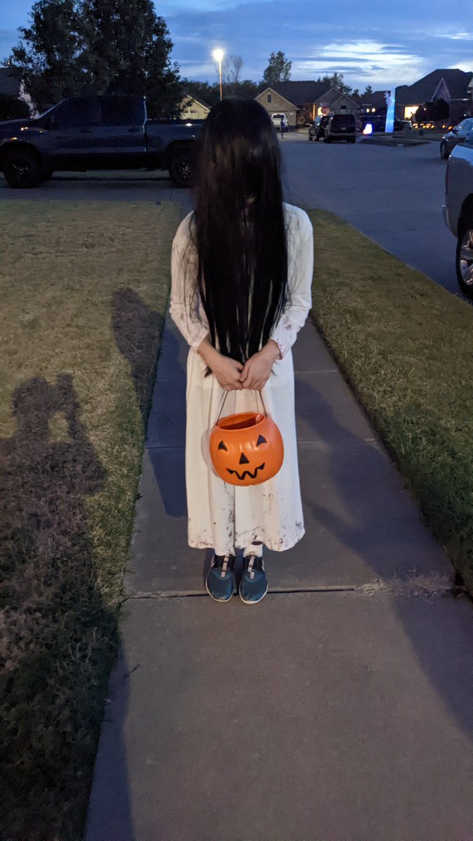 yayoijce's tweet photo. 遅ればせながら、アメリカのハロウィン風景。 https://t.co/C1UTNYhCns