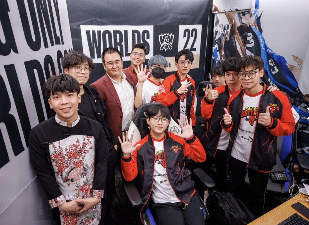 SGB, the youngest team at #Worlds22, is looking for a new owner, or investors in an exciting e-sport journey. If you are interested and believe in the young buffaloes, please email:
contact@saigonbuffalo.com 
for further details & offers.
🙏🏻 🙏🏻