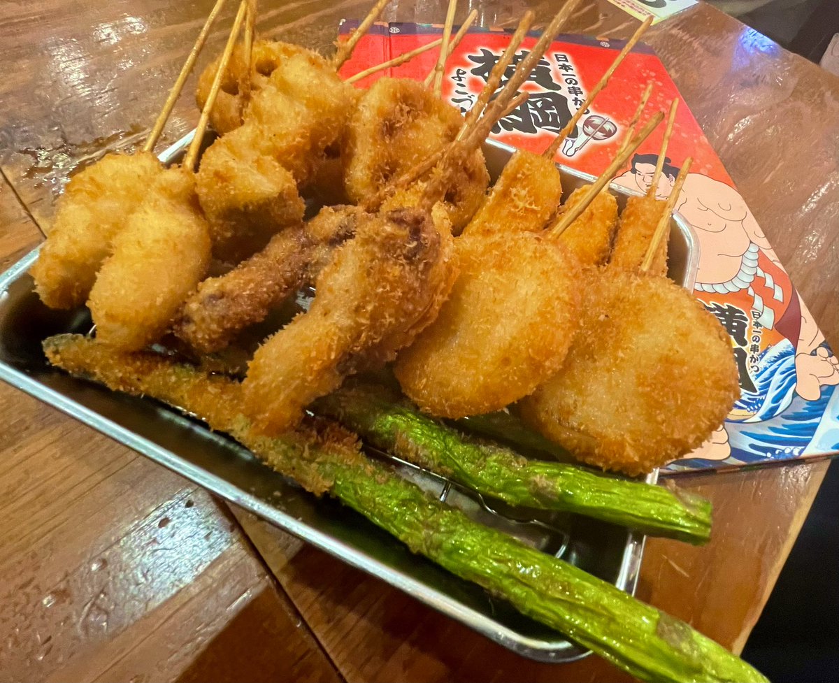 No puede haber visita a sin una buena ronda de en , esto es así. Esta es una de mis comidas japonesas favoritas.