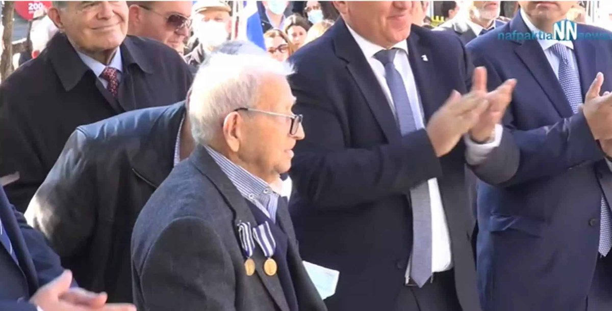 greekcitytimes's tweet photo. Last World War II Evzone Georgios Gizas dies aged 106 https://t.co/PEM6caiMcg
#greece #greek #greekcitytimes #evzone https://t.co/wZWjc2UUwp