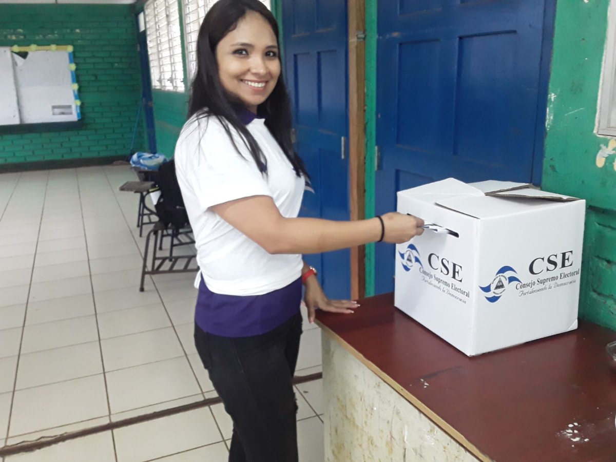 Arlle López tweet media