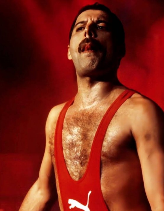 Rguez_Queen_Fan's tweet photo. We are going to have a Great Week! 💪🏻😉 #FreddieMercury ❤️ https://t.co/3Trq4wONEj