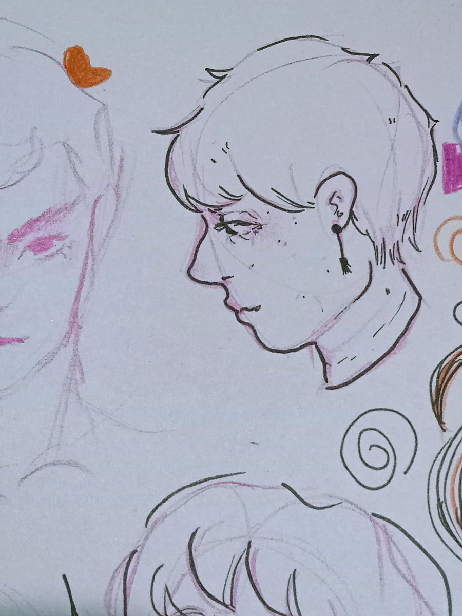 Arem_xrm's tweet photo. Sketches 

#sketch #Lapis #drawing #dibujo #estilografo https://t.co/4GIwf9UJ1L