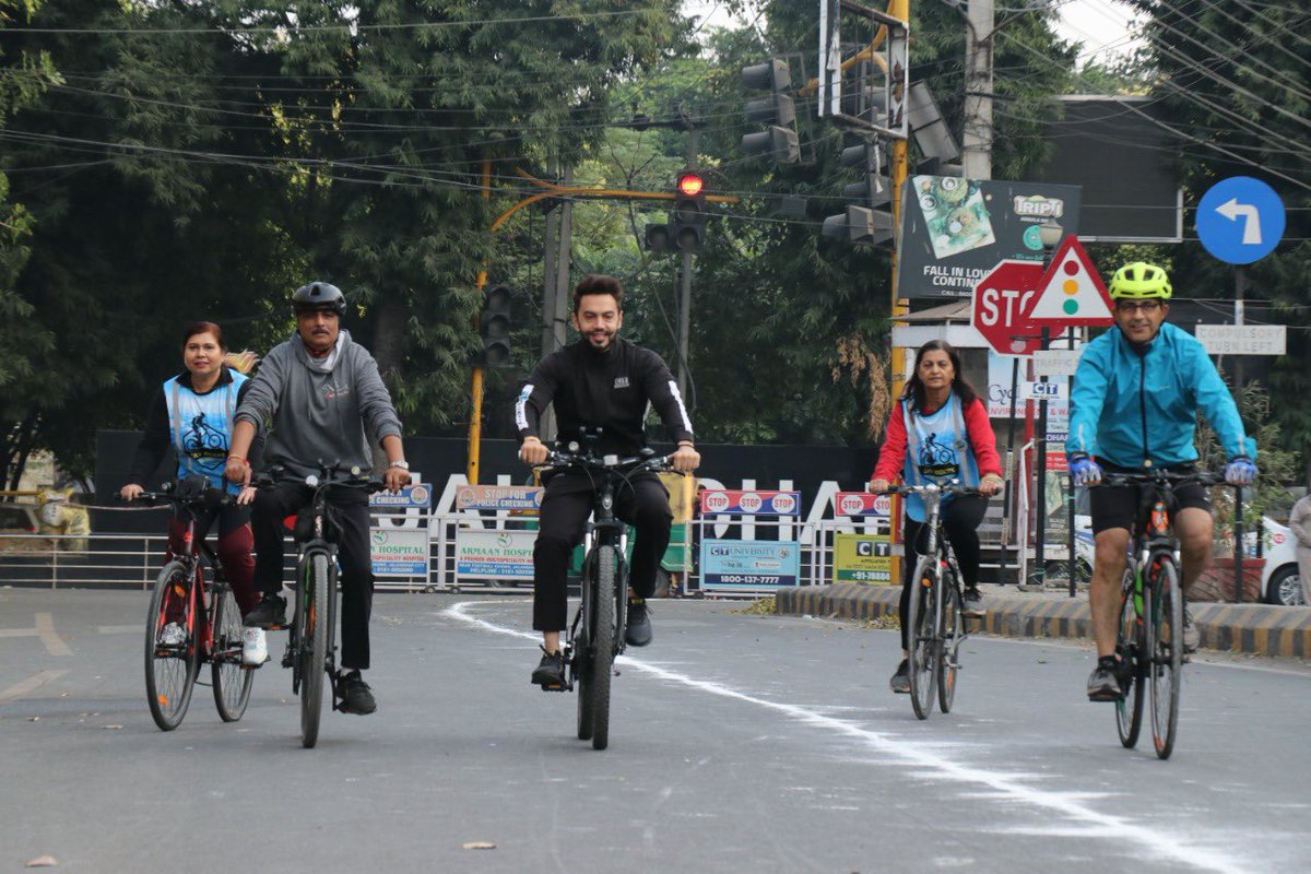 manbir_s's tweet image. Weekend of wellness #jalandhar by @CTGroupshahpur #ctgroup #ctglobal #ctuniversity #radiomirchi #parindey Rajan Syal #jalandharpolice #WoW #StayFit #FitnessMotivation #HealthIsWealth #healthylifestyle CT Group celebrating 25 years of excellence in education