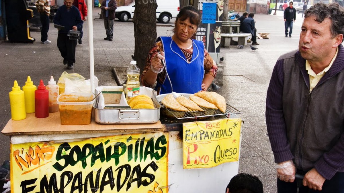 "#13 Empanadas PodCast 🥟" por @Carmsr14 y @gentebiencool
Descubre la historia de la empanada por #LaBarraGastronómicaLU <a href="/jcgc209/">JC</a> <a href="/LatinosUnidosLU/">#LatinosUnidosLU🌎</a> <a href="/RoMi_Indomable/">RoMi</a> <a href="/Porce_7/">╔/🤴🏼/╗:彡™∆π•° (*❛‿❛):彡</a> <a href="/MelodyG67535006/">Melody Guerrero</a> <a href="/fabimaldo12/">Maldini 🇨🇱🇨🇱🇨🇱</a> <a href="/RelatorAmerica/">RelatorAmerica 🎙️</a>

Comparte, LIKE👍 y suscríbete p...
youtu.be/PwrpNaB2R8A