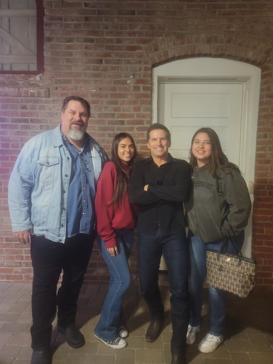 Great concert last night at the Merc in Old Town Temecula CA.  Lance Mowdy was great! #mowdymusic