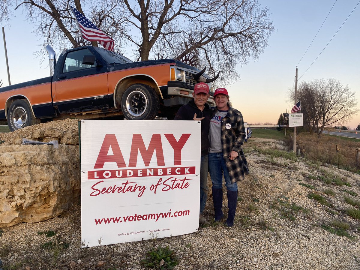 Amy Loudenbeck tweet media