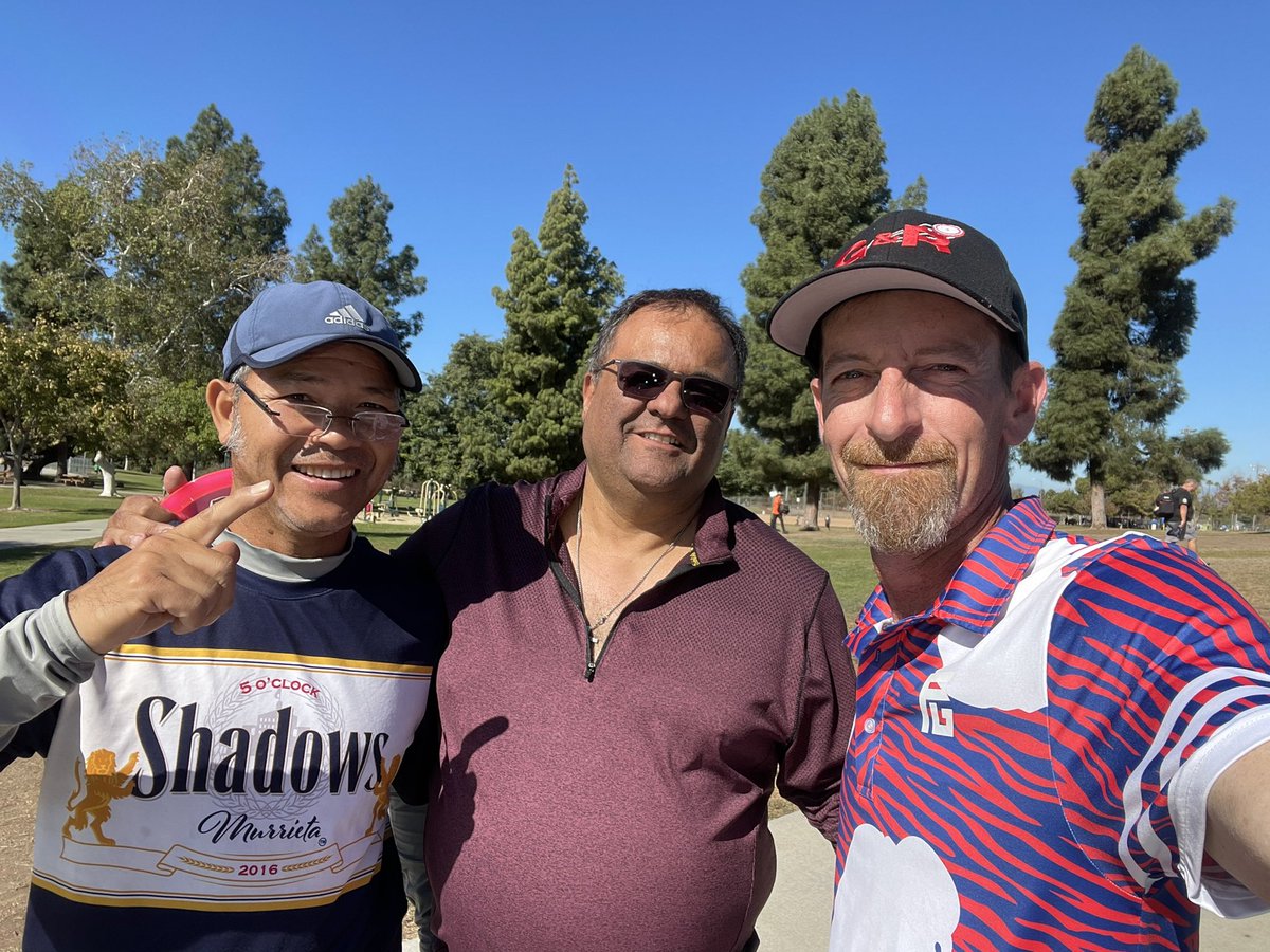 Tobinatorx's tweet photo. Just chilling!! ๐ โค๏ธ๐จ๐ฆ #DiscGolf #Throwvember #LaMirada https://t.co/yZQP4Hwd2n