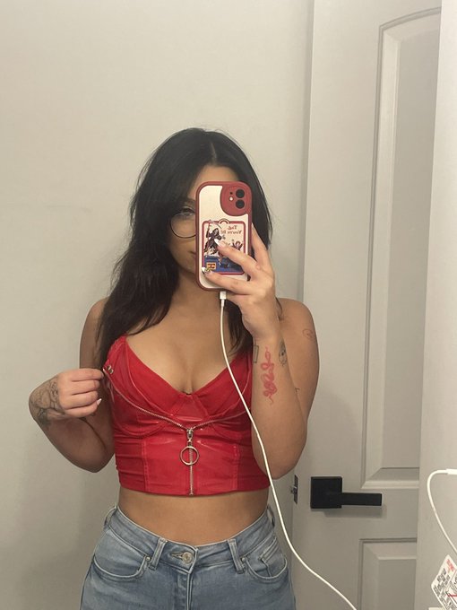 😈 https://t.co/RL4TLNDTeL<a href="/tag/adultwork"class="tags"><span>#adultwork</span></a><a href="/tag/contentcreator"class="tags"><span>#contentcreator</span></a><a href="/tag/onlyfansgirl"class="tags"><span>#onlyfansgirl</span></a>