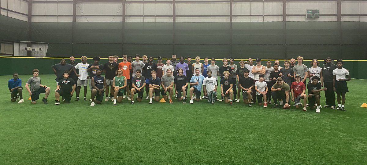 Sunday #WORK Day 🔊
<a href="/LinemanUnivers1/">LinemanUniversity</a> | <a href="/SkillzEvolutio2/">SKILLZ EVOLUTION</a> powered by 
QB IMPACT ACADEMY 

44 Athletes
6 Coaches 

1 Post Practice College Offer

“Proud of our Athletes and Families for their continued support and commitment.  Just what we do!” ~ <a href="/CoachGeorge5/">Tom George</a>