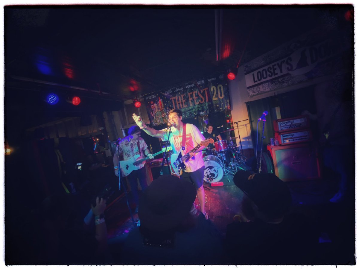 lemadfab's tweet photo. More from Friday @theAudioKarate @sarchasmband @PityPartyBand @VirginityIsRad #fest20 https://t.co/6QJ6apPiFH