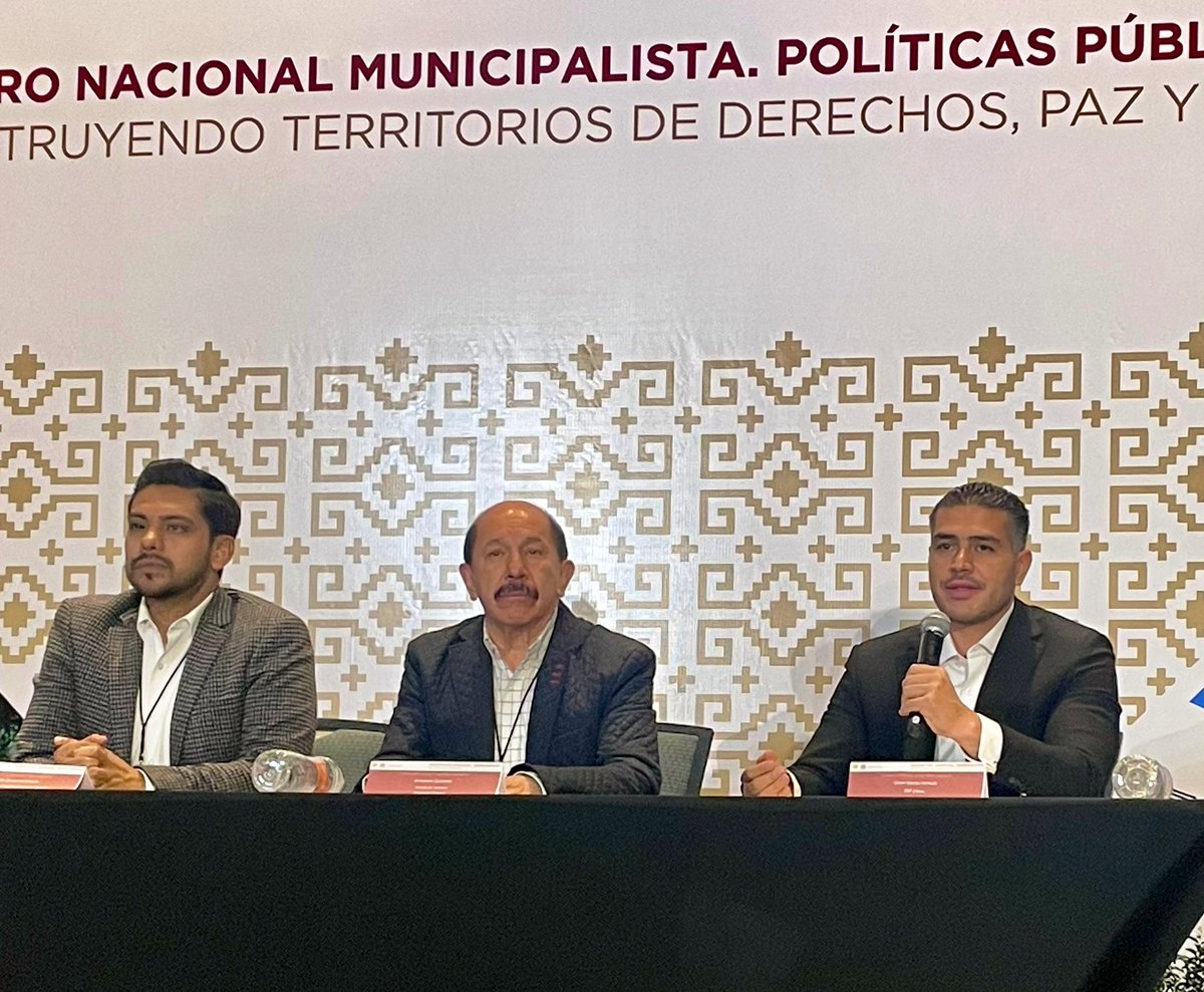 Este fin de semana participé en el Encuentro Nacional Municipalista de políticas públicas exitosas. 

Estoy convencida que la transformación del país se construye desde lo local. Gracias a la Jefa de gobierno <a href="/Claudiashein/">Claudia Sheinbaum Pardo</a> por la invitación.