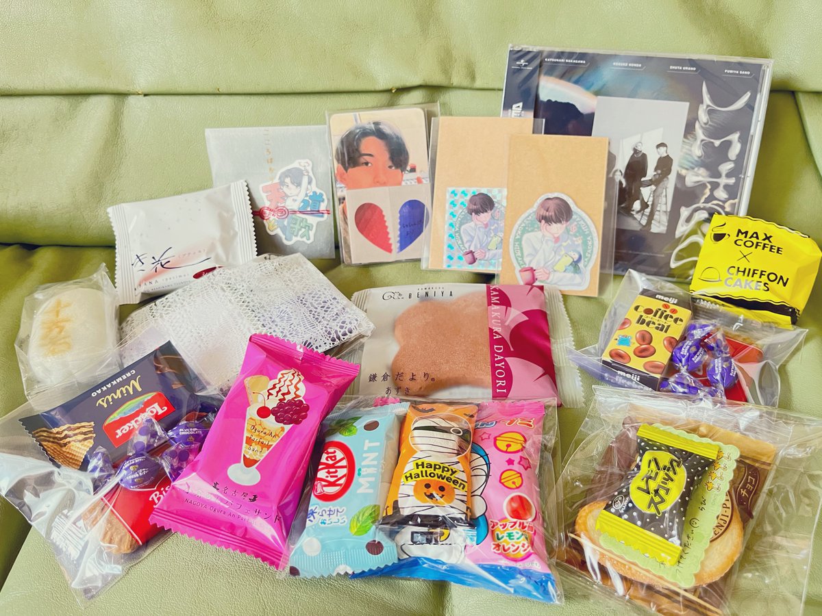 a_iwbc's tweet photo. やっと写真撮れた〜〜〜‼️
お会いしてくださった皆様ありがとうございました😭🙏💖
お菓子は美味しくいただきます〜✨ https://t.co/x4kl5nQHEs