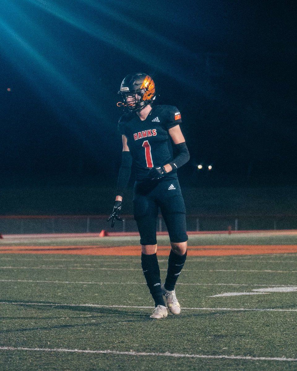 Ethan Howell (@ethanhowellll) on Twitter photo Blessed to be named First Team All District Kicker. I want to give a huge thanks to my longer snapper <a href="/SanitShrestha1/">Sanit Shrestha</a> , holder <a href="/Jacob_Gunn12/">Jacob Gunn</a> , and coaches @HayfieldHawksFB for making this possible! Blessed to be named First Team All District Kicker. I want to give a huge thanks to my longer snapper <a href="/SanitShrestha1/">Sanit Shrestha</a> , holder <a href="/Jacob_Gunn12/">Jacob Gunn</a> , and coaches @HayfieldHawksFB for making this possible!