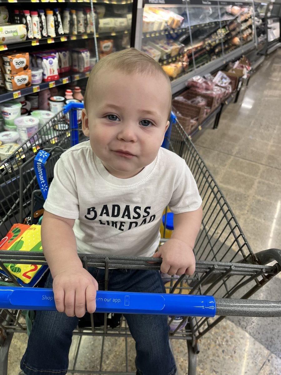 FindleyKara's tweet photo. I can’t with the smirk. He fuckin knows he’s cute. https://t.co/UTP5vbVIMP