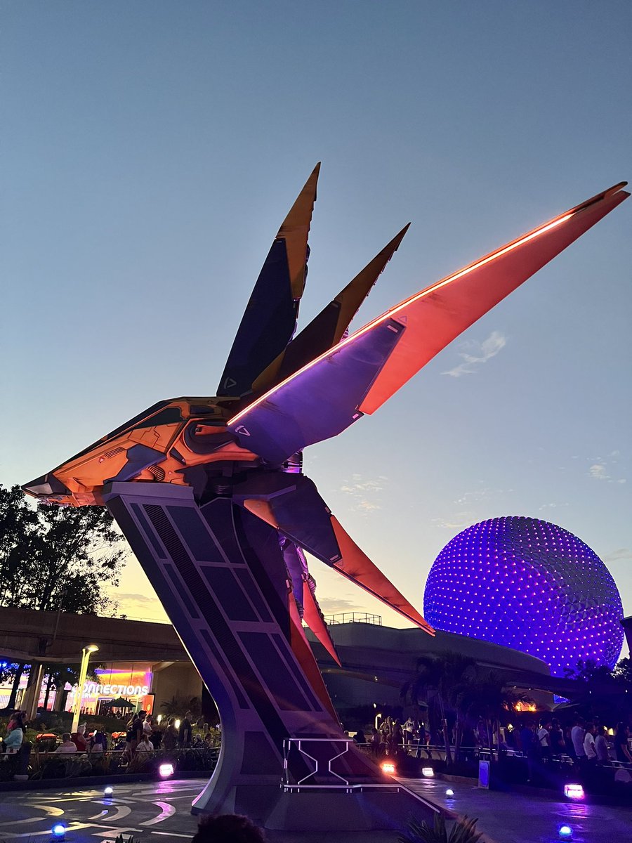 PostalVaper's tweet photo. Got to ride it twice today, and got my song! Hands down the best ride! 😍

#DisneyWorld #CosmicRewind #Epcot #Disney https://t.co/xGOqPRxMEo