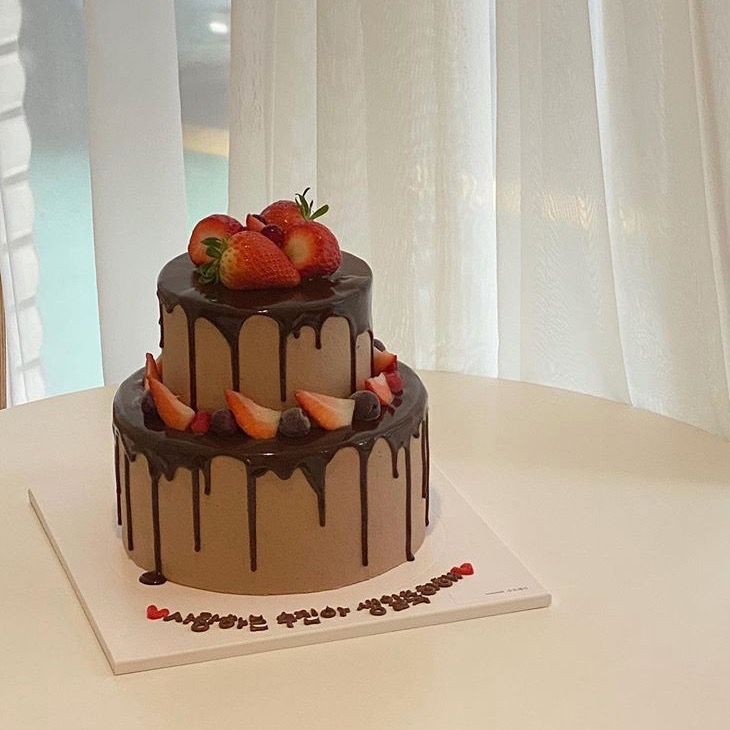 ➵ order for: <a href="/plastikomet/">ミコ</a>
➵ from: @txtpixiedust

message: hello komi super thankful that you are my first ever friend here on xh tweet and now we is friend irl along with lou ai and adelle. love u take care always see u soon