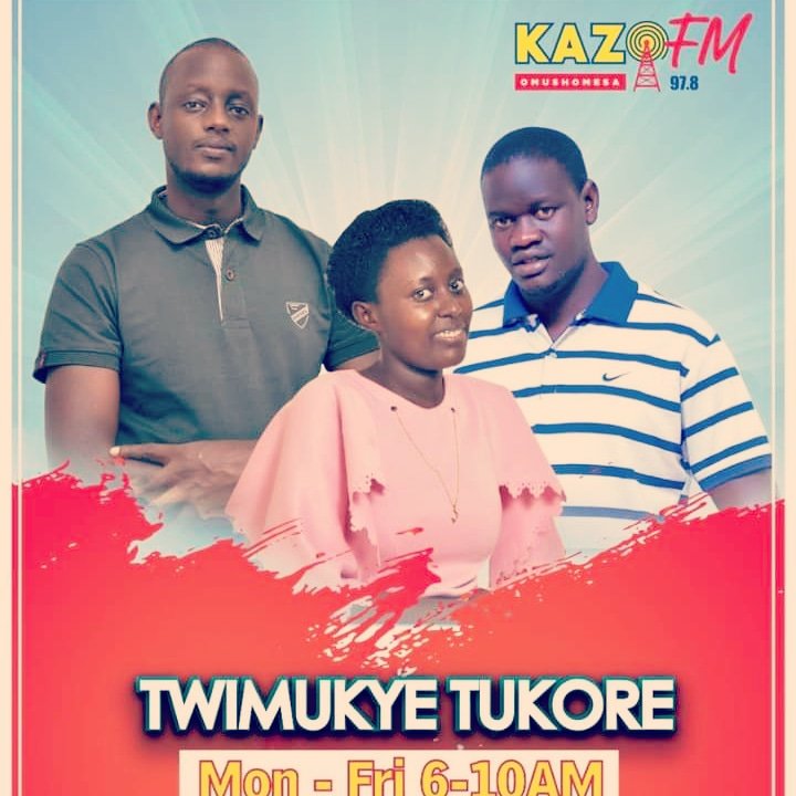 978KazoFM's tweet photo. Monday is here! It's a brand new week. Let the hustle begin.

Wake up #Twimukye_tukore program from 6-10am with @RurekyeraG | @KatusiimeCarol5 &amp; @MARTINSUGARUG for the best information,fun and entertainment in the morning. https://t.co/xlnIrOpGfj