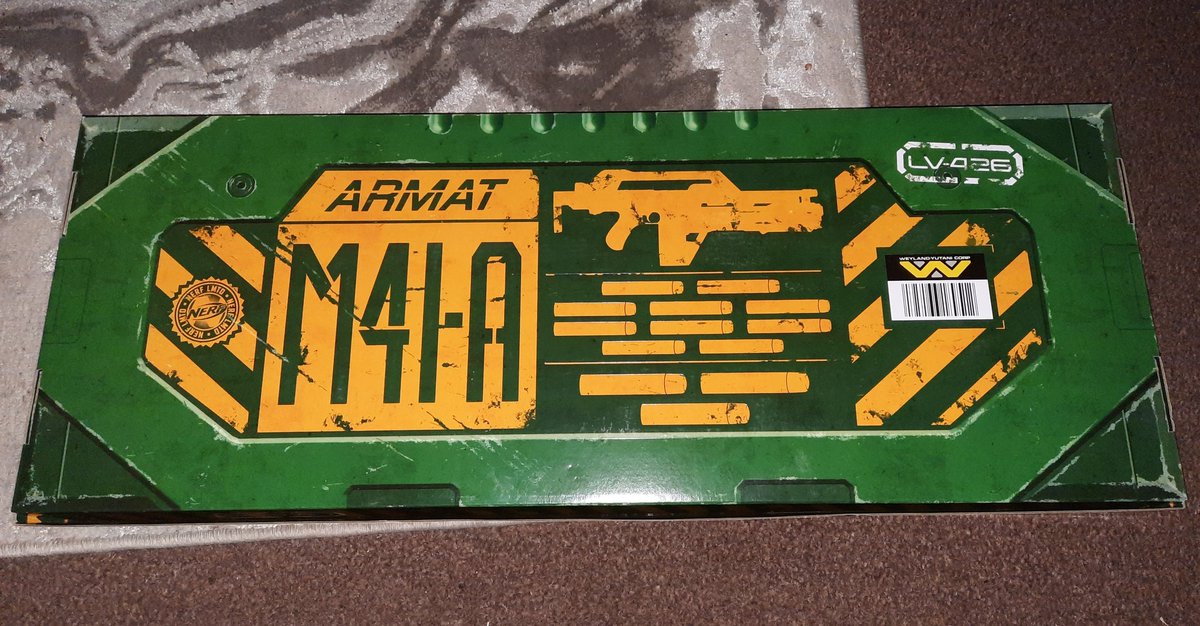 Big_stevied1000's tweet photo. Finally got my Nerf Pulse Rifle. Yes, I'm 51 years old and I own a Nerf. Deal with it! #m41a #pulserifle #wreckageandrage #aliens #xenomorph #alien3theunfilmedscript #nerf #lv426 #armat #feeltheweight https://t.co/j5heMk0Kz9