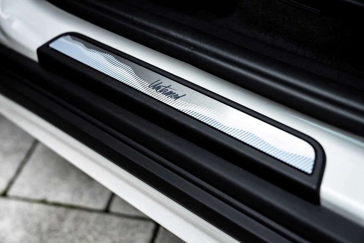 AutosyMas's tweet photo. Así luce el nuevo #Mini #CountrymanCooperSEALL4 #UntamedEdition presentado por la firma británica con una pintura especial Nanuq White y la insignia #Untamed plasmada en distintas partes de su composición.

Otra prueba de que lo bueno, siempre puede ser mejor… 😌
@MINImexico #RM https://t.co/rd8VeWOnvY