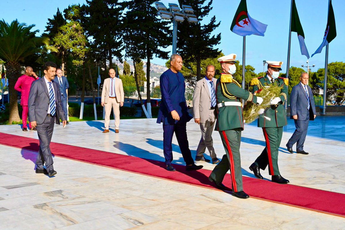 Geoffrey Onyeama tweet media