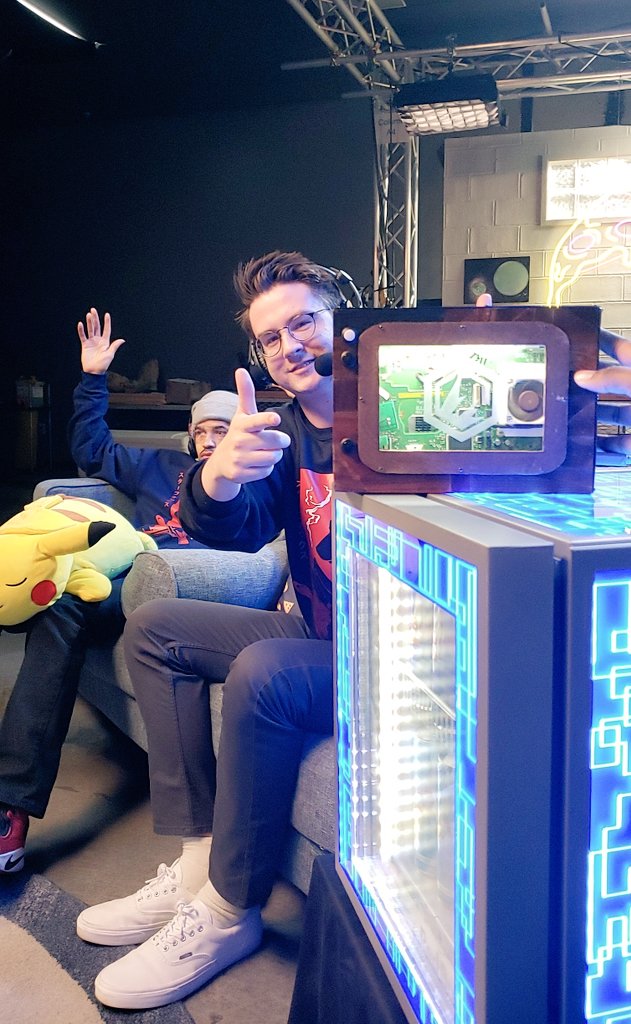 LOSERS FINALS: AMSA VS IBDW

WINNER PLAYS MANGO

HOLY SHIT

twitch.tv/btssmash