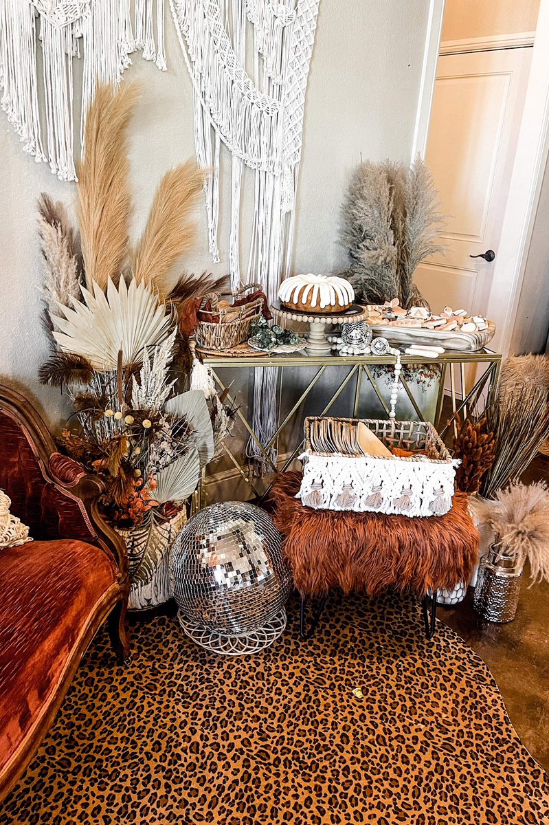 pdjimenez's tweet photo. Was I dreaming or was this really my bridal shower 🪩🌾 https://t.co/H5XQjFXuaD