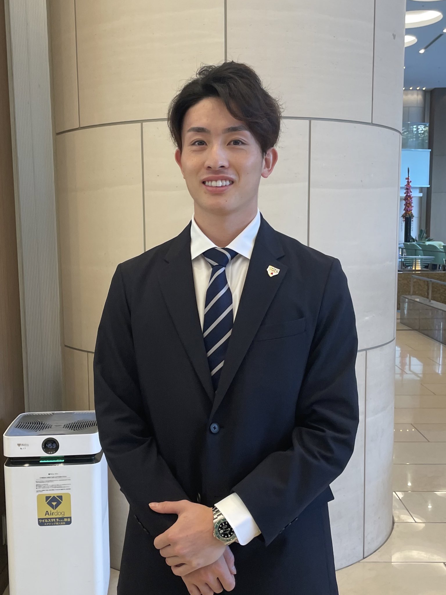 野球日本代表 侍ジャパン 公式 on Twitter: "侍ジャパンのオフィシャルスーツパートナーであるユニクロの感動ジャケット・パンツを着用