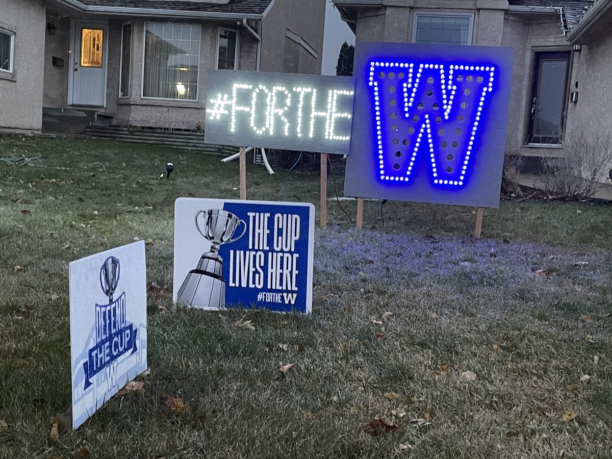 Jeffrey Huzel (@stretchwpg) on Twitter photo My sign worked when I first put it up last year, so here’s hoping…🤞🏼<a href="/Wpg_BlueBombers/">Winnipeg Blue Bombers</a> <a href="/Bighill44/">Adam Bighill</a> My sign worked when I first put it up last year, so here’s hoping…🤞🏼<a href="/Wpg_BlueBombers/">Winnipeg Blue Bombers</a> <a href="/Bighill44/">Adam Bighill</a>