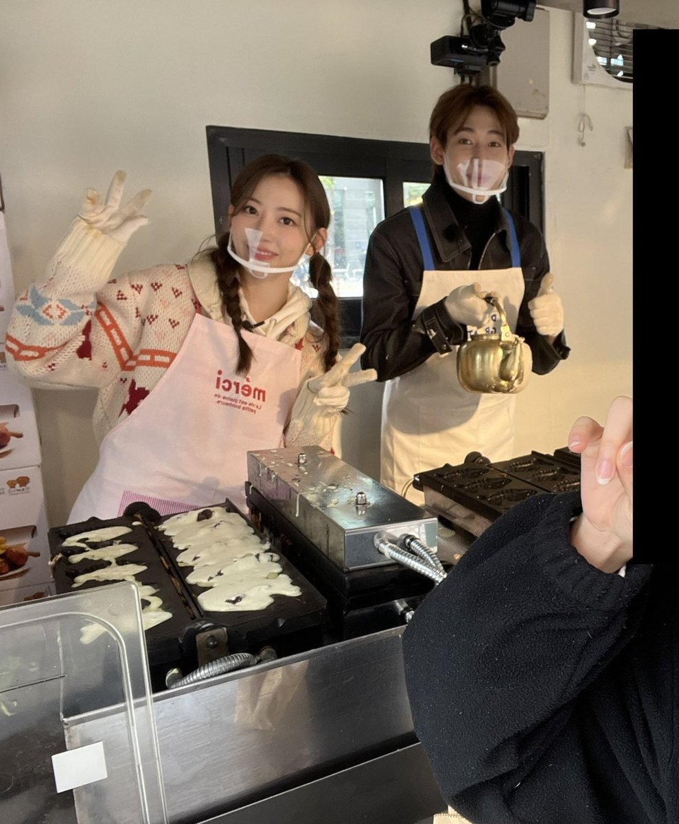 elsserafim's tweet image. #SAKURA will have her own web variety show "Do not be afraid" (겁도업꾸라)

It will premiere on YouTube on 11/24 (THU) and the 1st guest is BamBam!