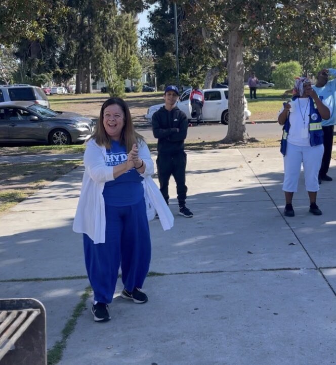 ElectHydee's tweet photo. Let’s finish strong, Los Angeles! #TeamHydee had another inspiring day out in the community! Thank you for your strong support @CurrenDPriceJr and Raul Claros/California Rising! Make sure &amp; cast your vote by Tuesday, Nov 8! #Hydee4CityAttorney #GOTV https://t.co/HXo1DYt7l5