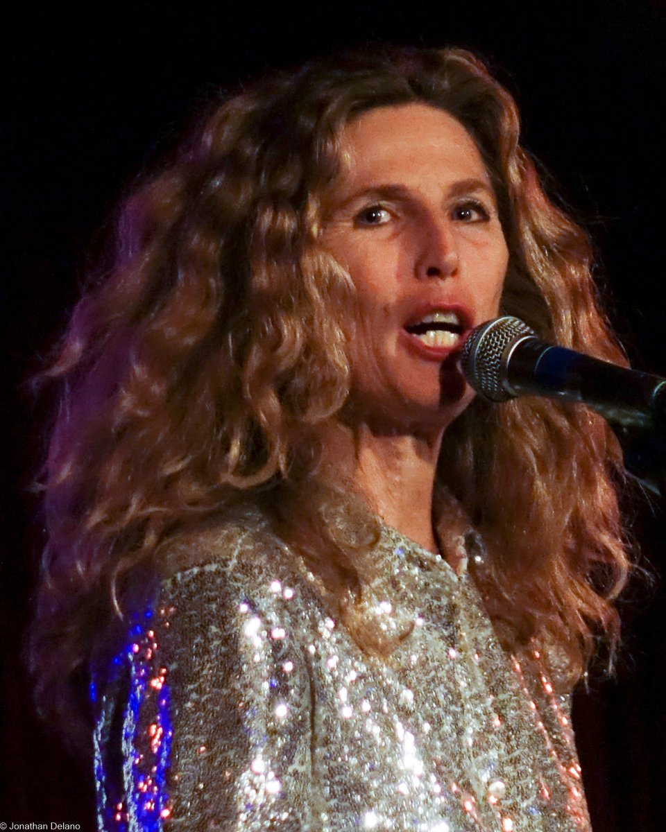 The great Sophie B. Hawkins <a href="/therealsophieb/">Sophie B. Hawkins</a> performing on banjo &amp; guitar, Saturday night at Philly's <a href="/citywineryphil/">City Winery Philadelphia</a>. Photos:<a href="/photogjon/">Jonathan Delano</a>