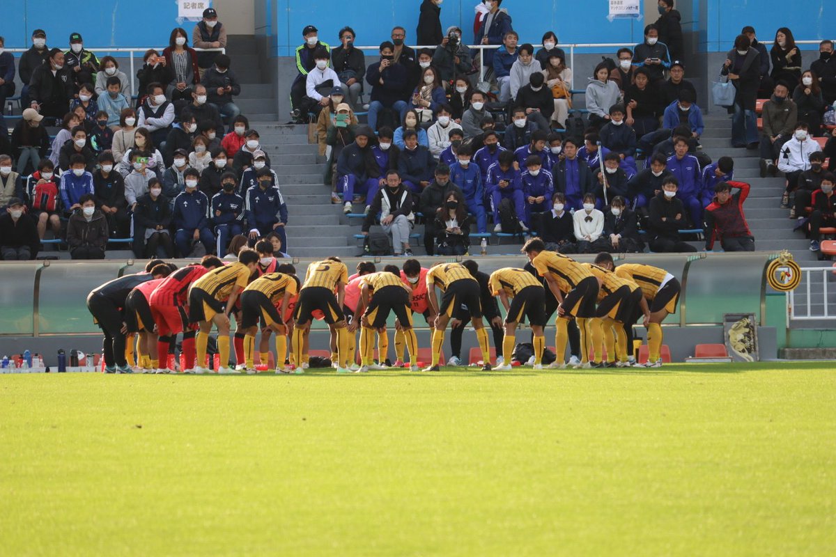 TFC_TAKANAWADAI's tweet photo. 🐯ご挨拶🐯

この度、東海大学付属高輪台高等学校サッカー部では公式Twitterを開設することになりました。
公式戦の結果を中心に活動の様子を皆様に報告する場として使用しますのでどうぞよろしくお願い致します。 https://t.co/fmPwUR8mqV
