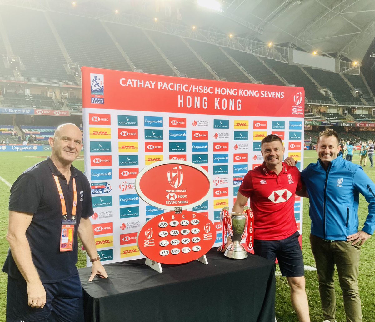 Big thanks to the #HK7s volunteers, fans & staff for the great experience & return of the #HSBC @WorldRugby7s #OURHK7s. Great job also by @Dallen_Stanford @BrianODriscoll with the @Dubai7s pool draw/allocation. #Olympics #Paris2024